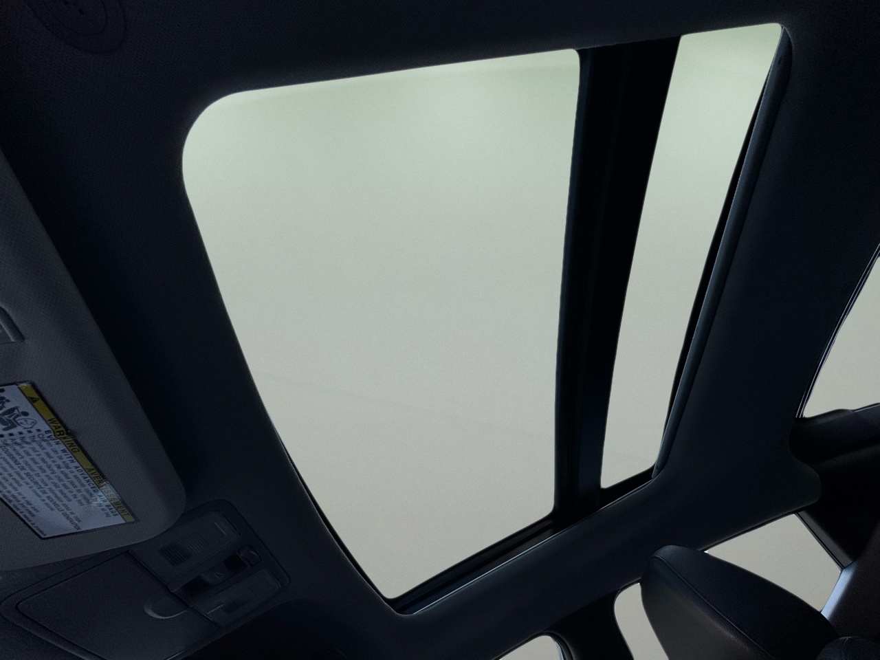 Hyundai Veloster 3dr Cpe Auto w/Black Int 2013