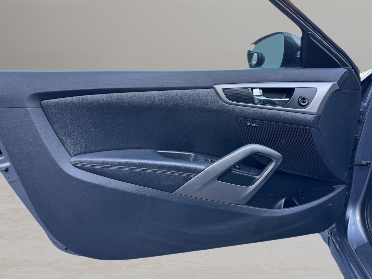 Hyundai Veloster 3dr Cpe Auto w/Black Int 2013