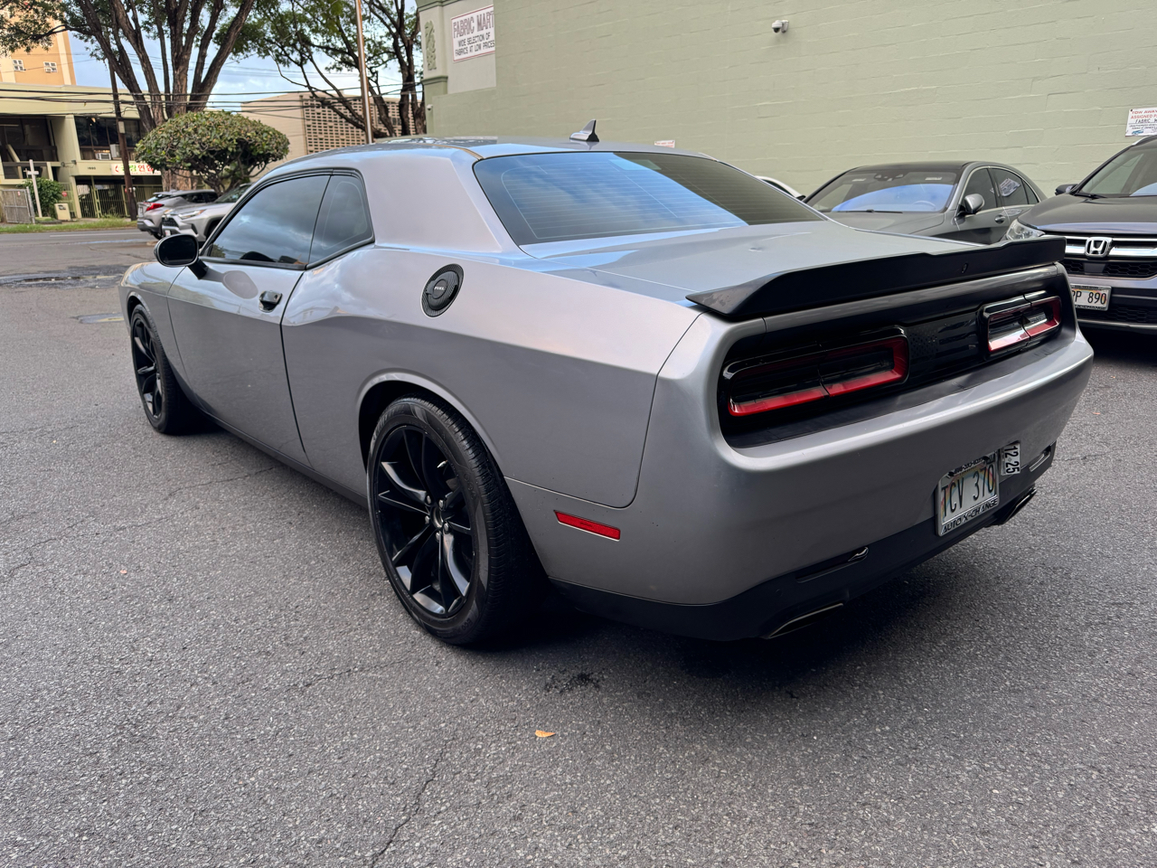 Dodge Challenger 2dr Cpe SXT Plus 2016