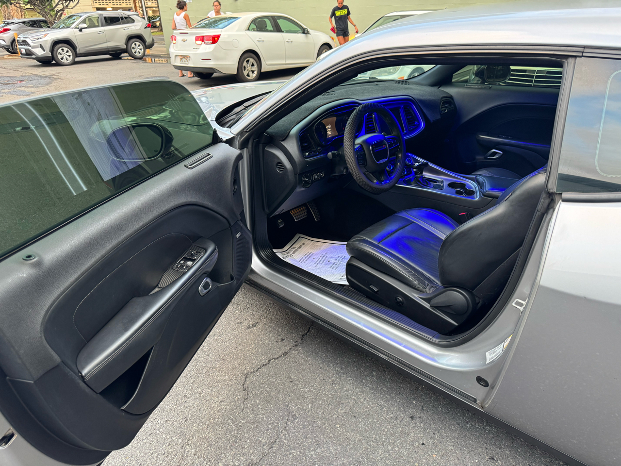 Dodge Challenger 2dr Cpe SXT Plus 2016