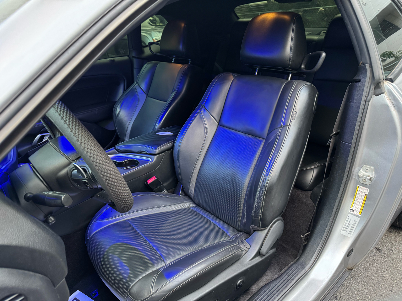 Dodge Challenger 2dr Cpe SXT Plus 2016