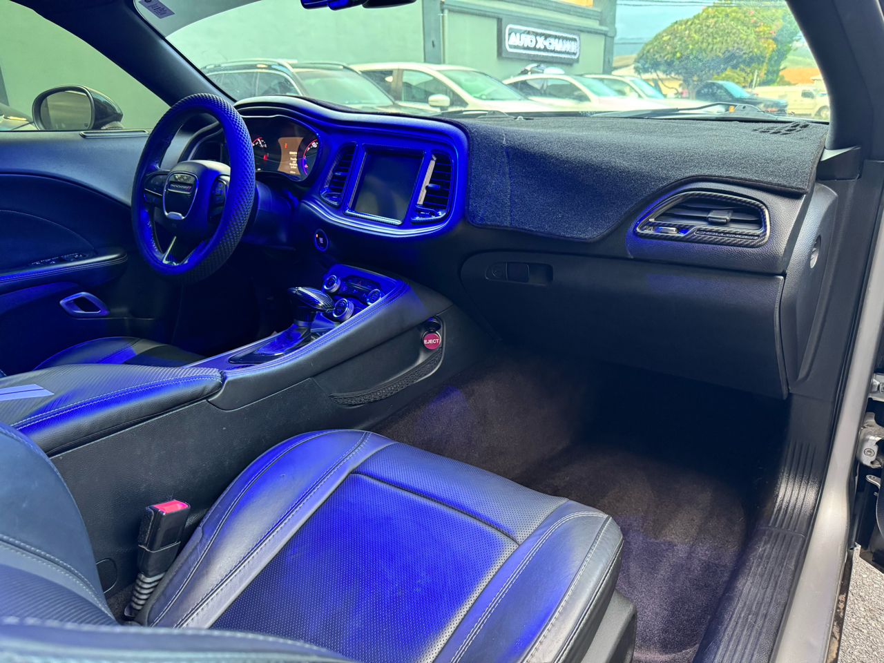 Dodge Challenger 2dr Cpe SXT Plus 2016