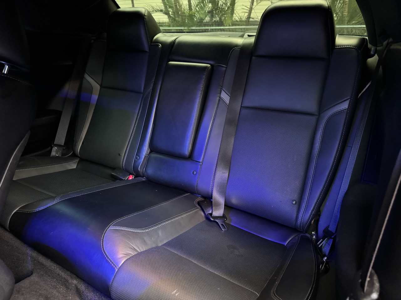 Dodge Challenger 2dr Cpe SXT Plus 2016