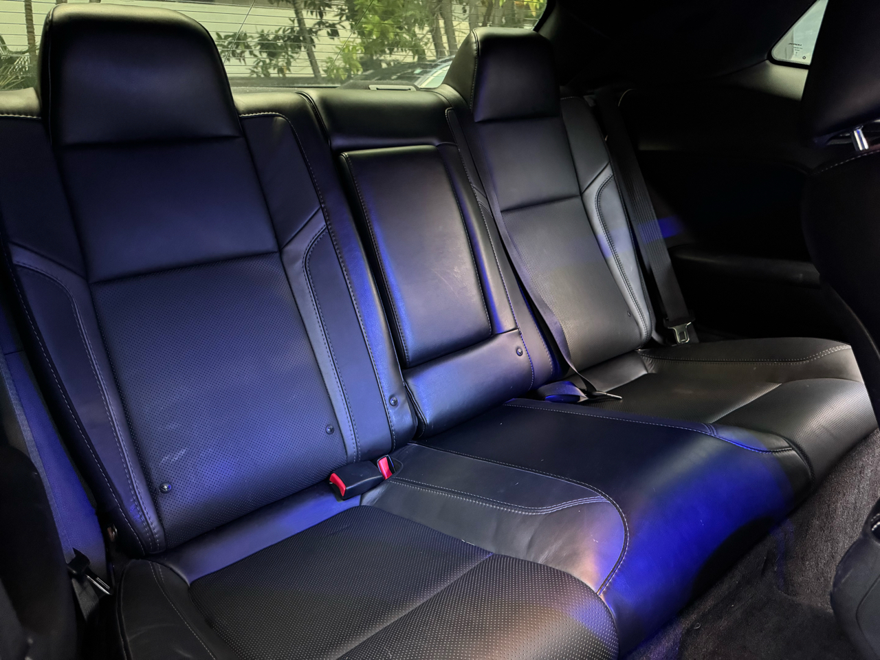 Dodge Challenger 2dr Cpe SXT Plus 2016