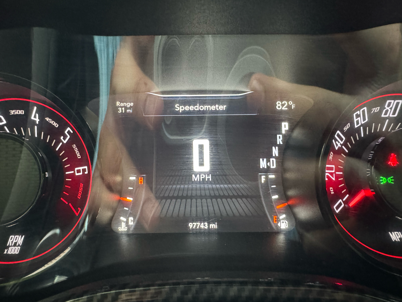 Dodge Challenger 2dr Cpe SXT Plus 2016