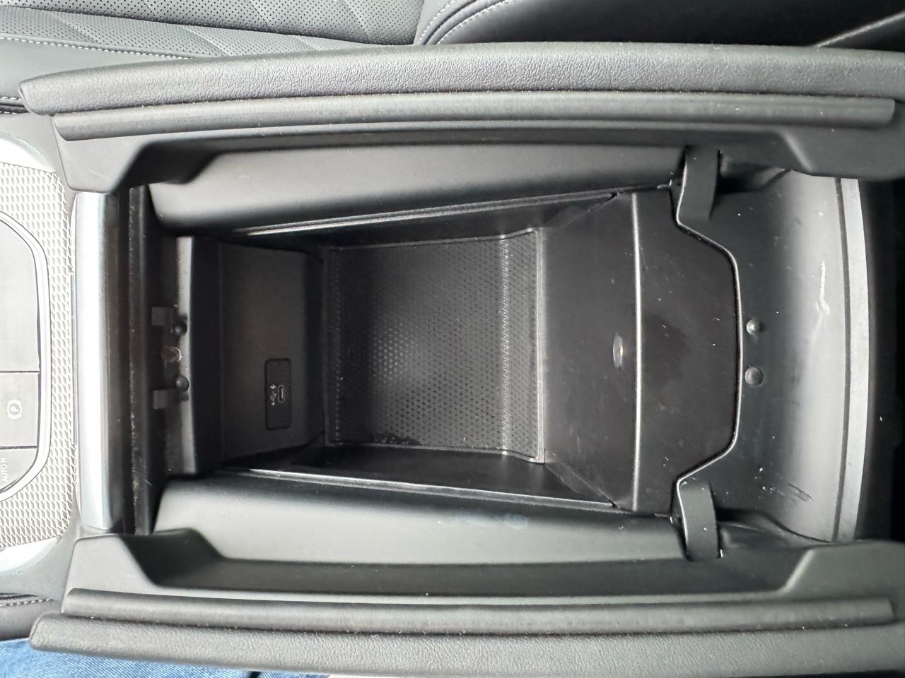 BMW X5 sDrive40i Sports Activity Vehicle 2023