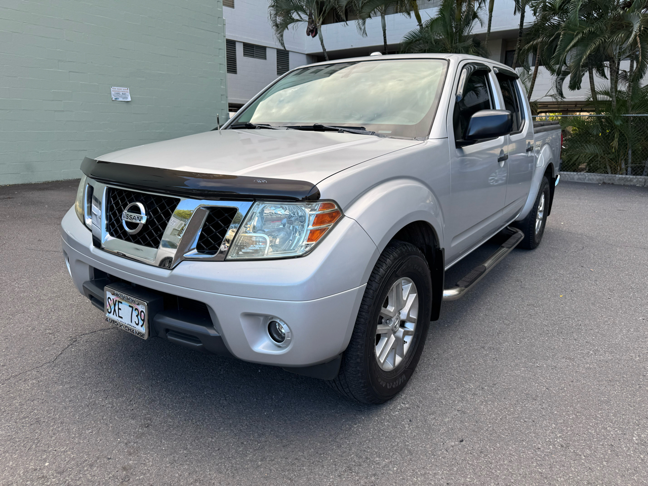 2016 Nissan Frontier 2WD Crew Cab SWB Auto SV