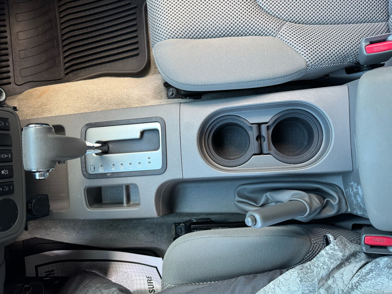 Nissan Frontier 2WD Crew Cab SWB Auto SV 2016