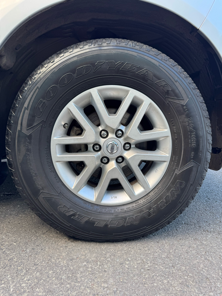 Nissan Frontier 2WD Crew Cab SWB Auto SV 2016