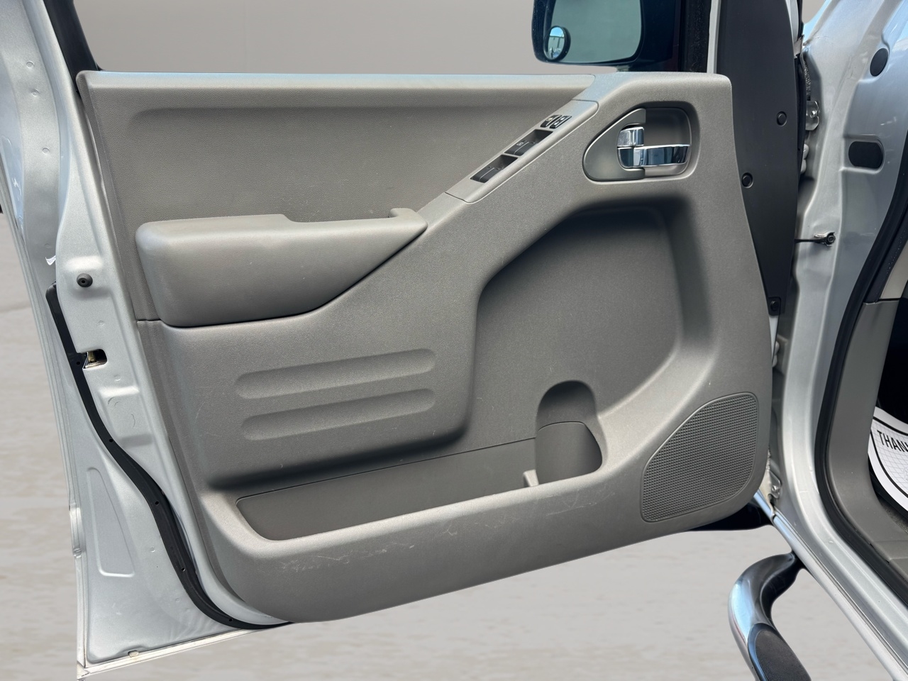 Nissan Frontier 2WD Crew Cab SWB Auto SV 2016