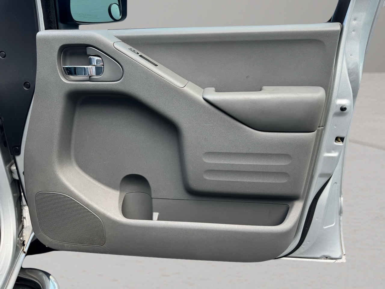 Nissan Frontier 2WD Crew Cab SWB Auto SV 2016