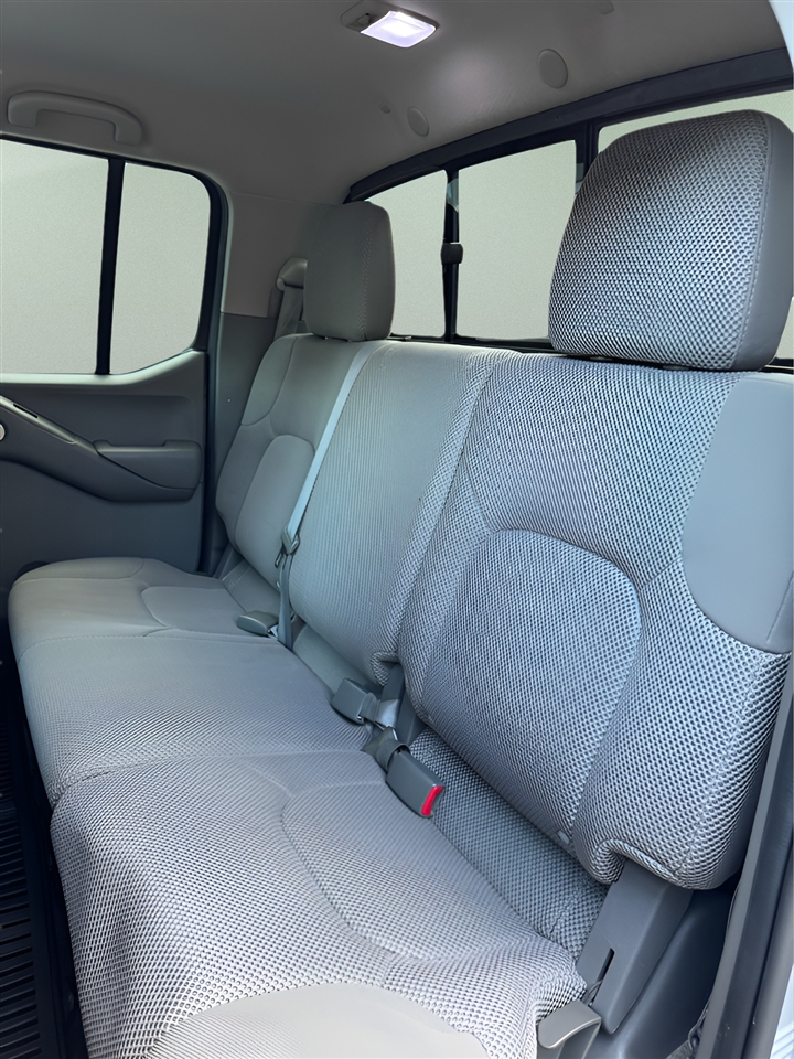 Nissan Frontier 2WD Crew Cab SWB Auto SV 2016