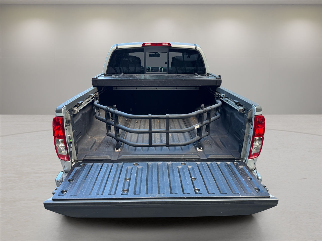 Nissan Frontier 2WD Crew Cab SWB Auto SV 2016