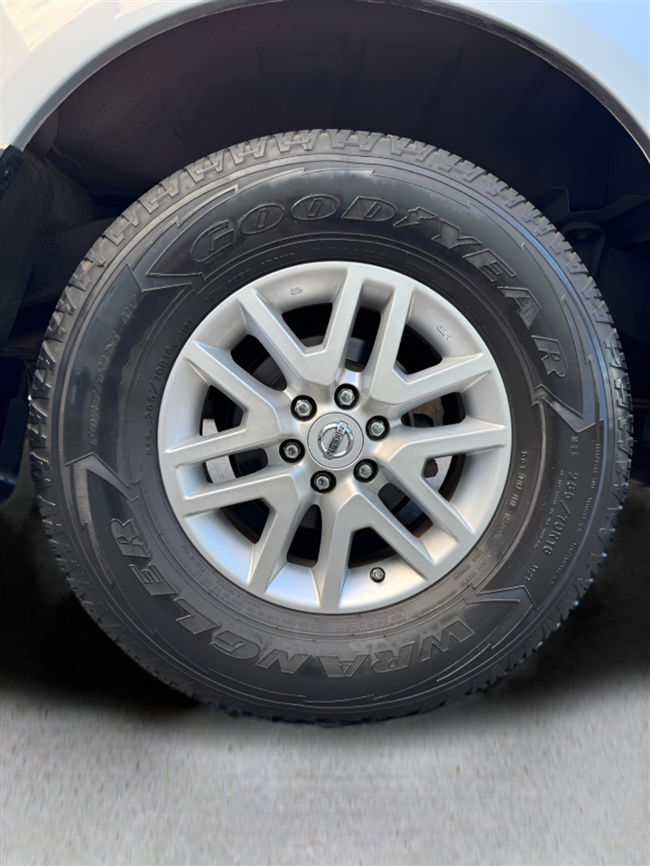 Nissan Frontier 2WD Crew Cab SWB Auto SV 2016