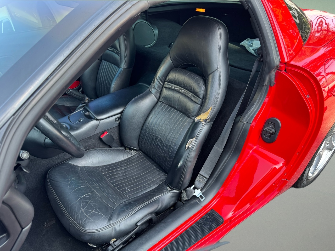 Chevrolet Corvette 2dr Cpe 2004