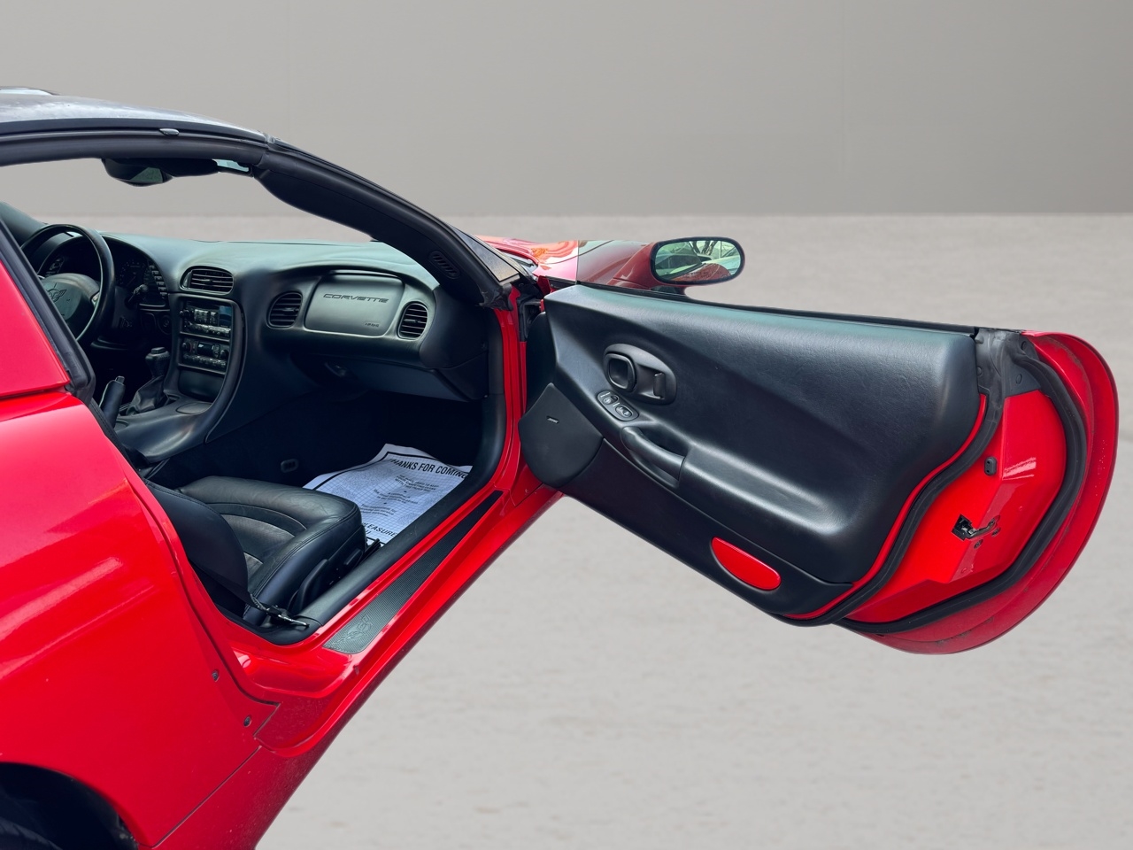 Chevrolet Corvette 2dr Cpe 2004