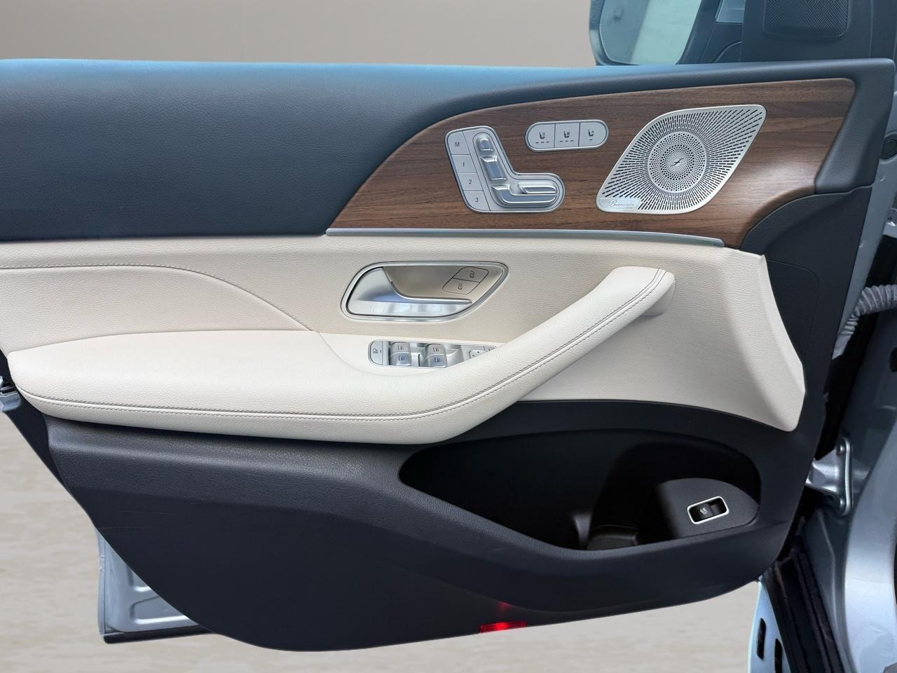 Mercedes-Benz GLS GLS 450 4MATIC SUV 2022