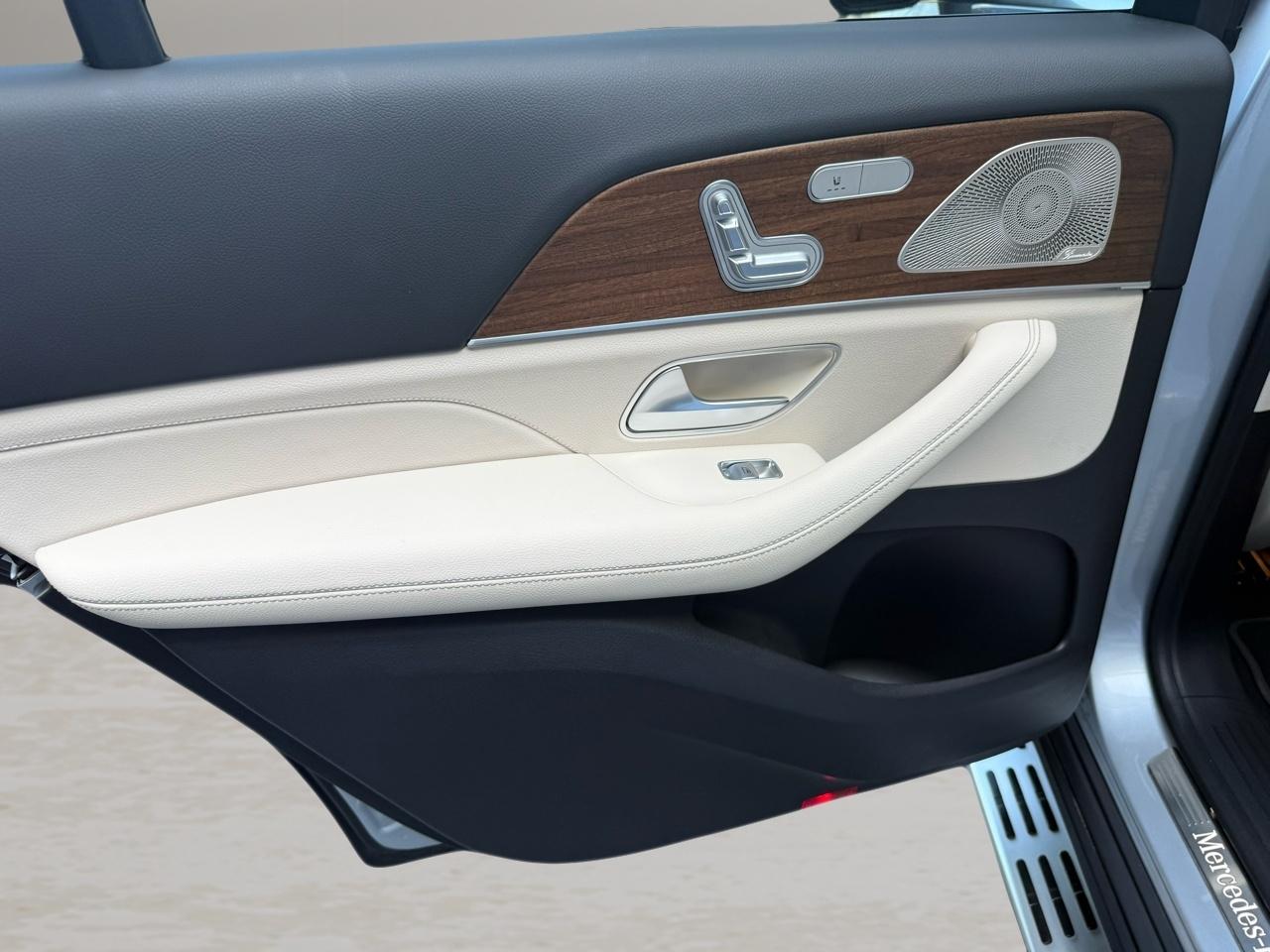 Mercedes-Benz GLS GLS 450 4MATIC SUV 2022