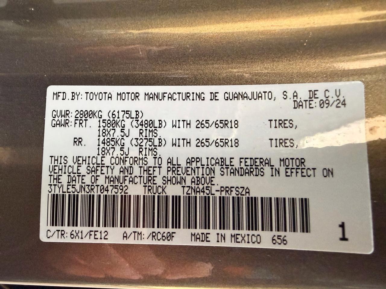 Toyota Tacoma 4WD TRD Sport Double Cab 5' Bed MT (Natl) 2024