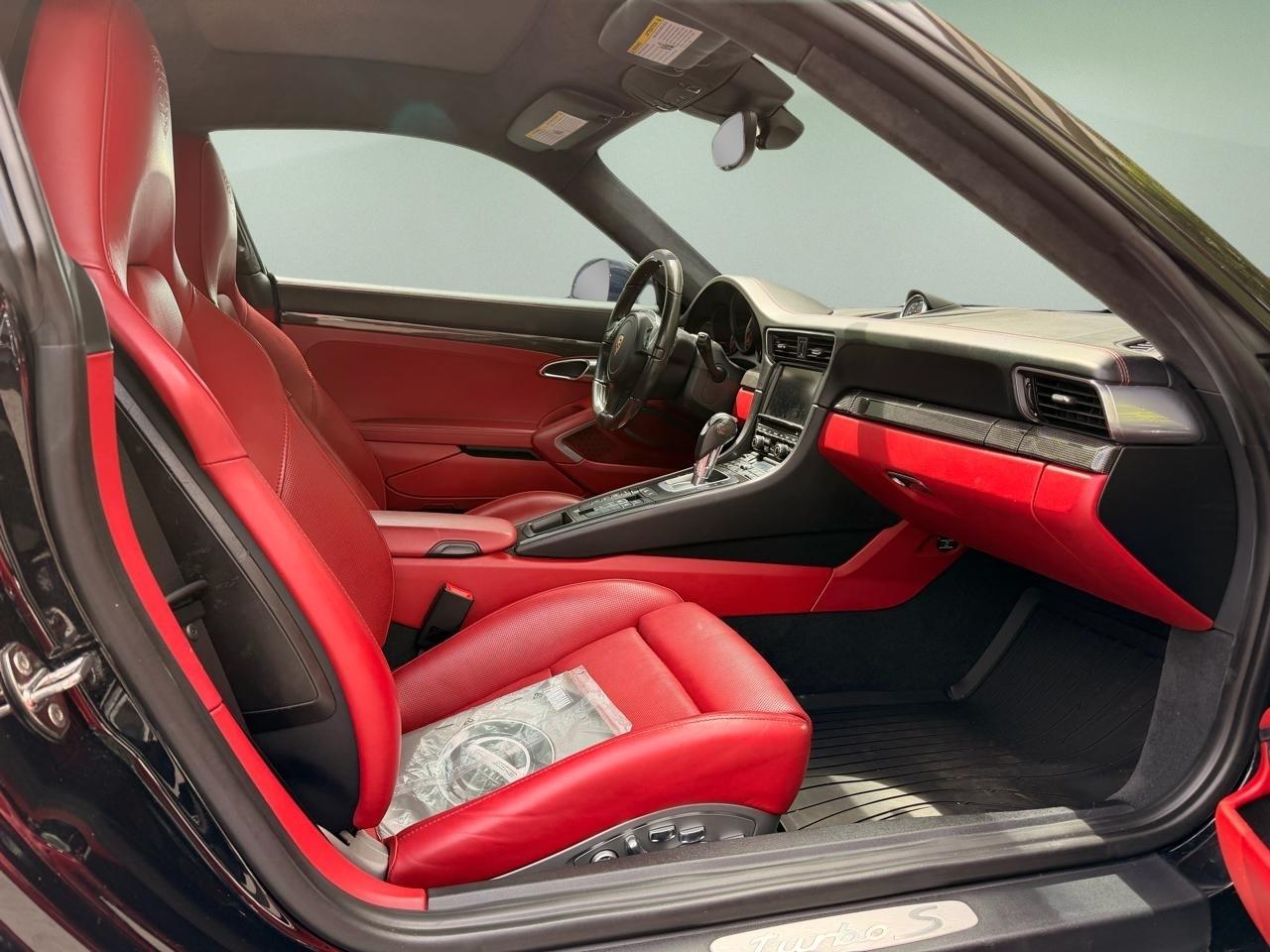 Porsche 911 Turbo  2015