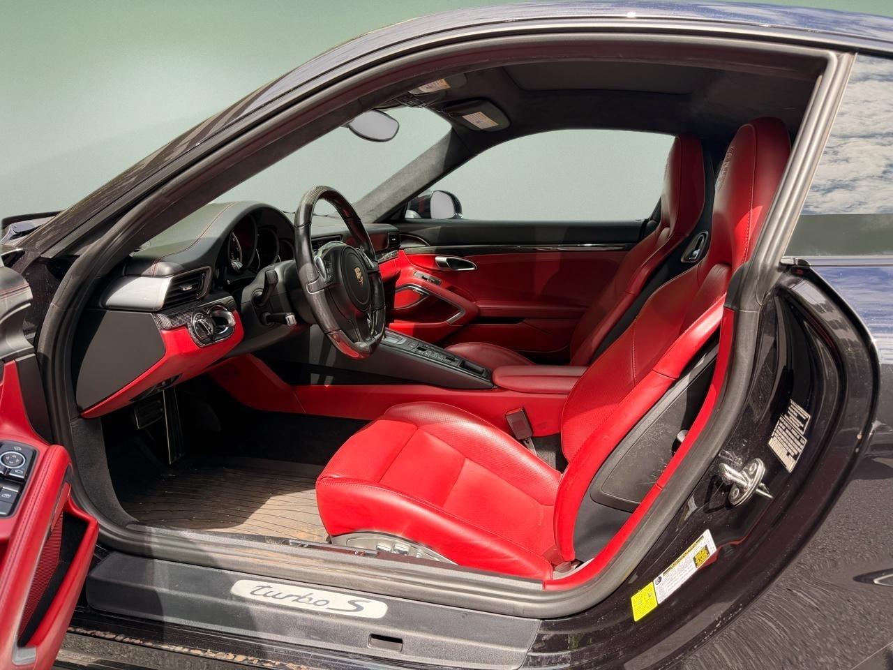 Porsche 911 Turbo  2015