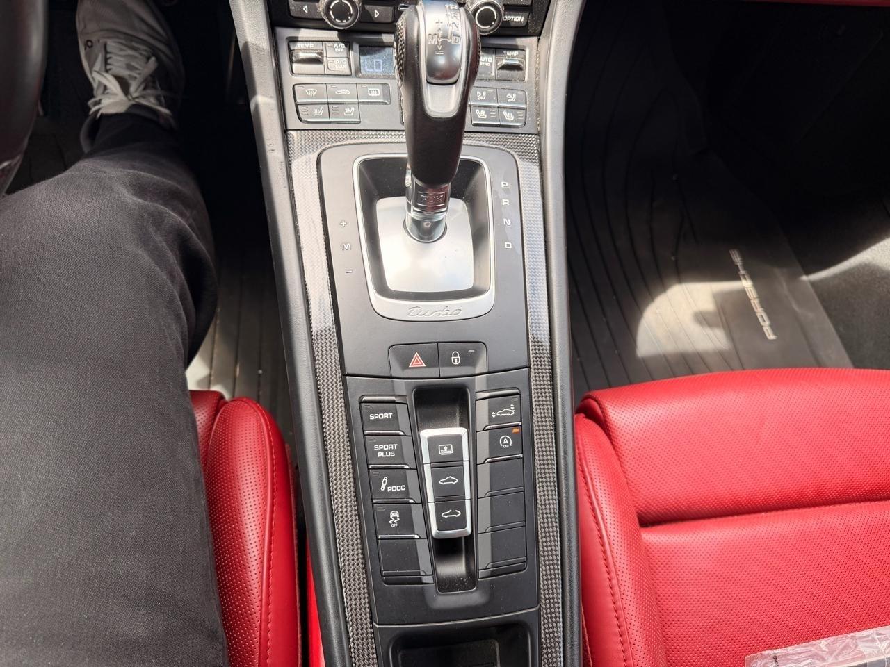 Porsche 911 Turbo  2015