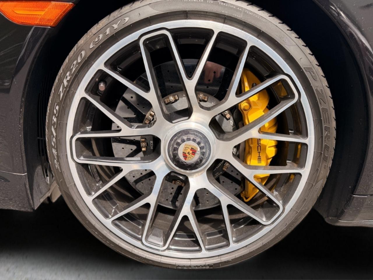 Porsche 911 Turbo  2015