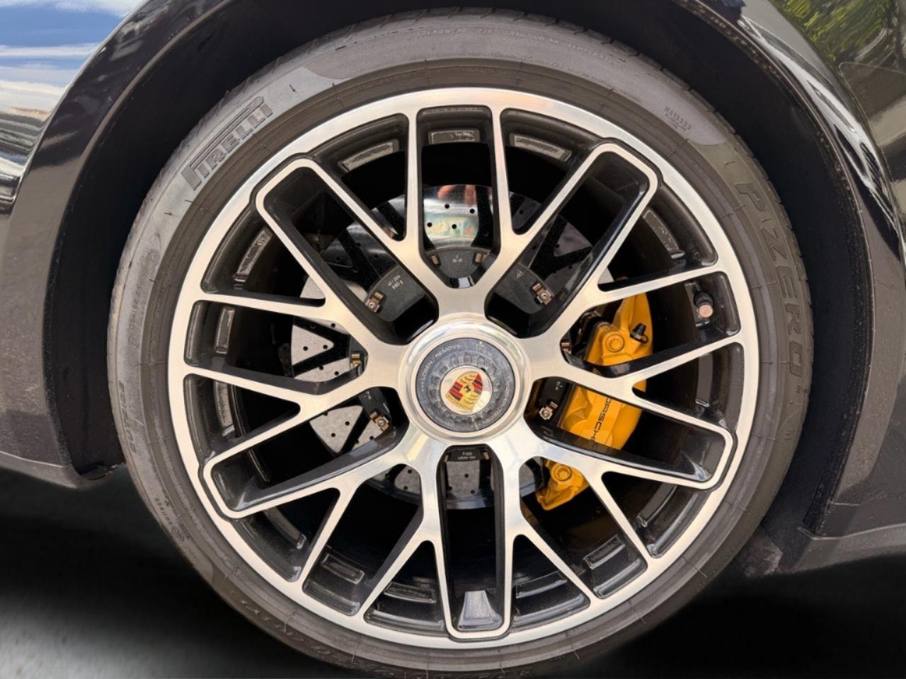 Porsche 911 Turbo  2015