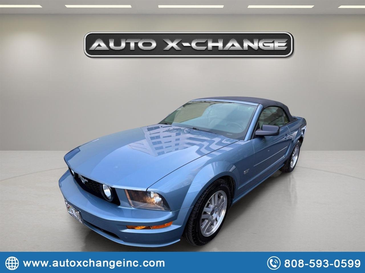 2005 Ford Mustang GT Deluxe