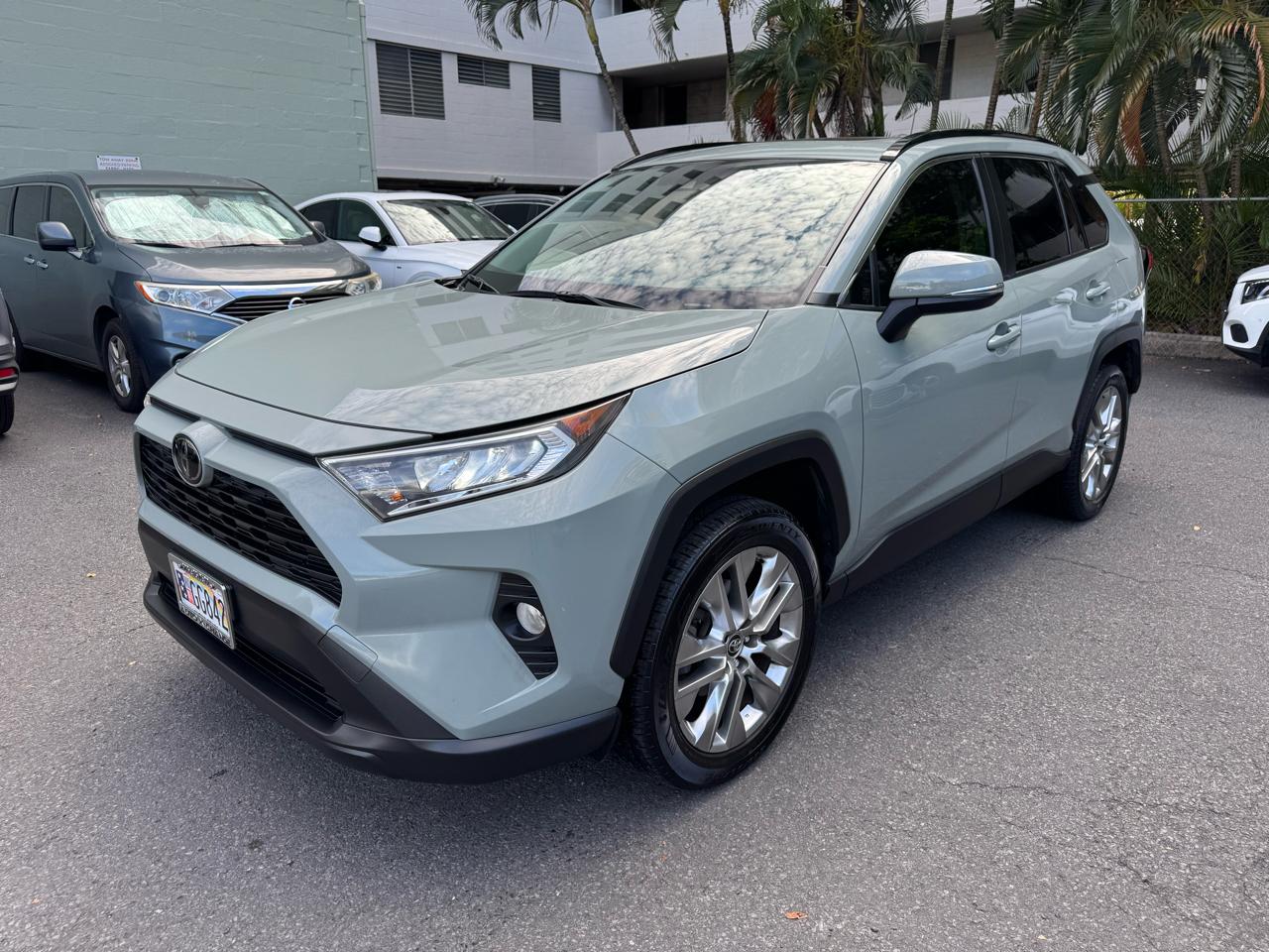 2019 Toyota RAV4 XLE Premium
