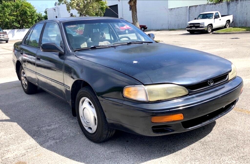 Toyota Camry DX 1995