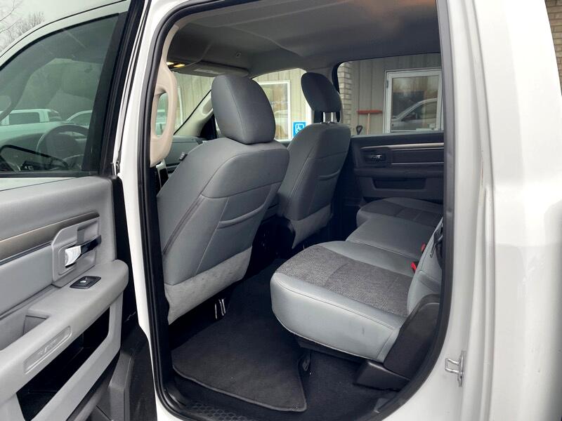 RAM 1500 Classic Big Horn 4x4 Crew Cab 5'7" Box 2019