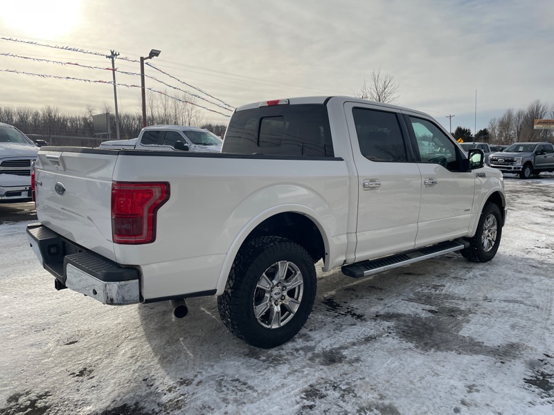 Ford F-150 4WD SuperCrew 145" Lariat 2015