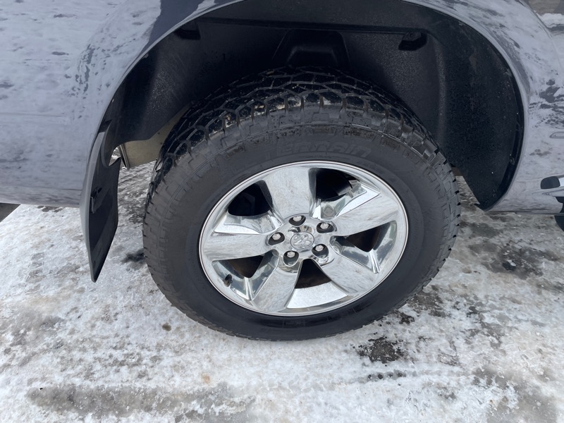 RAM 1500 4WD Crew Cab 140.5" Express 2018