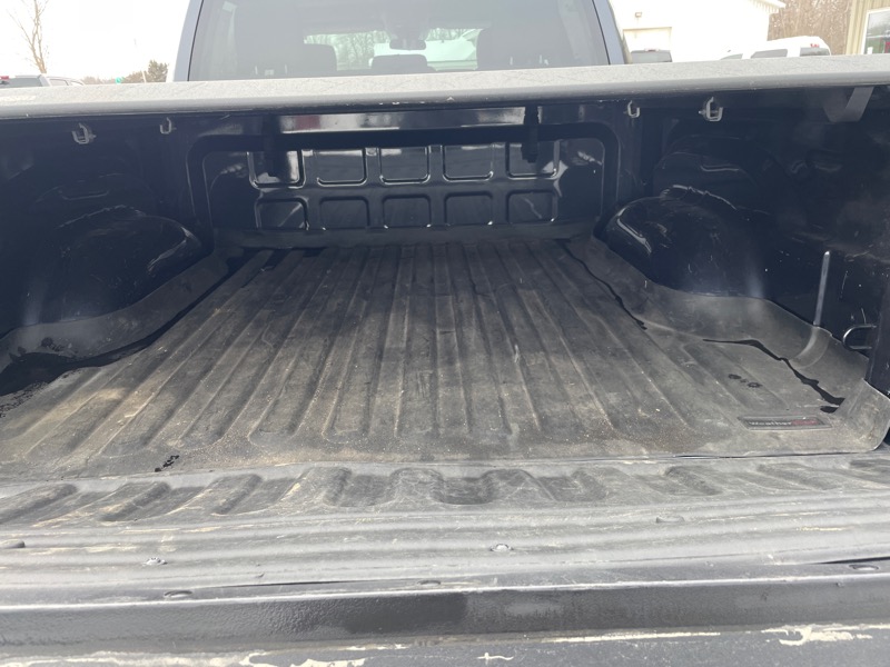 RAM 1500 4WD Crew Cab 140.5" Express 2018