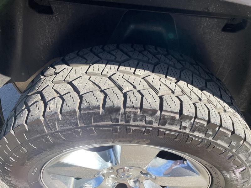 RAM 1500 4WD Crew Cab 140.5" Express 2018