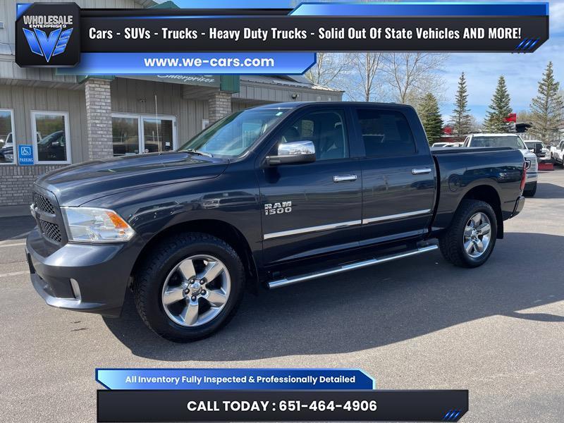 RAM 1500 4WD Crew Cab 140.5" Express 2018