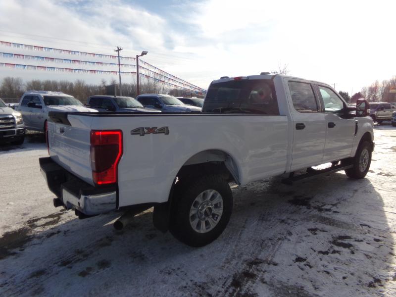 Ford F-250 SD XLT Crew Cab Long Bed 4WD 2020