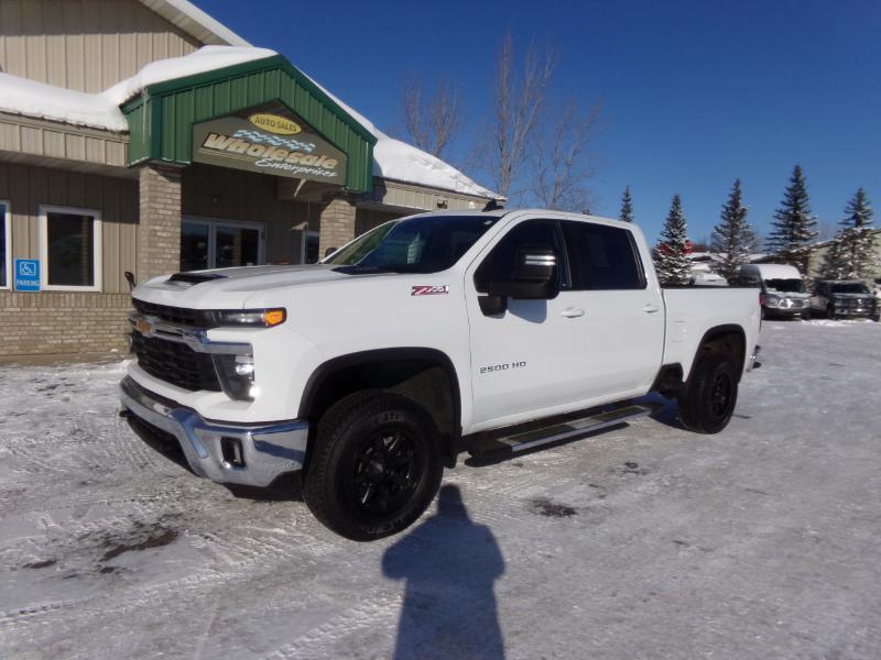 Chevrolet Silverado 2500HD LT Crew Cab Short Box 4WD 2024