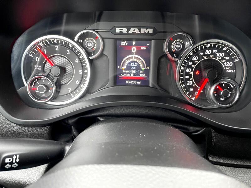 RAM 1500 Express 4x4 Quad Cab 6'4" Box 2023