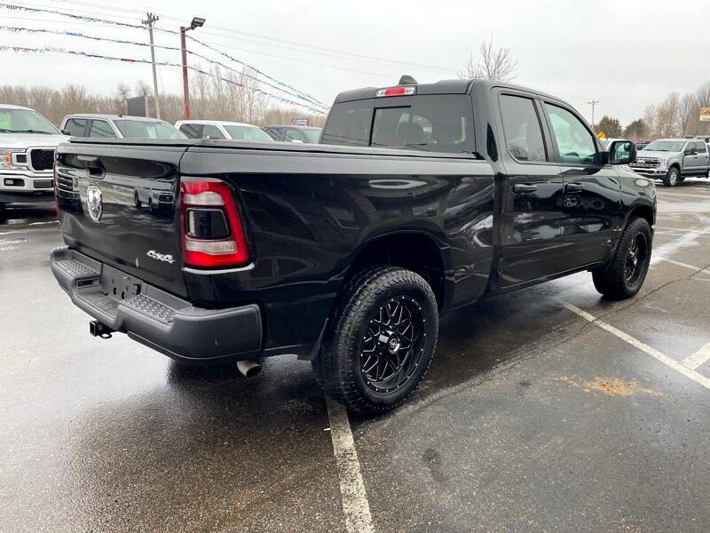RAM 1500 Express 4x4 Quad Cab 6'4" Box 2023