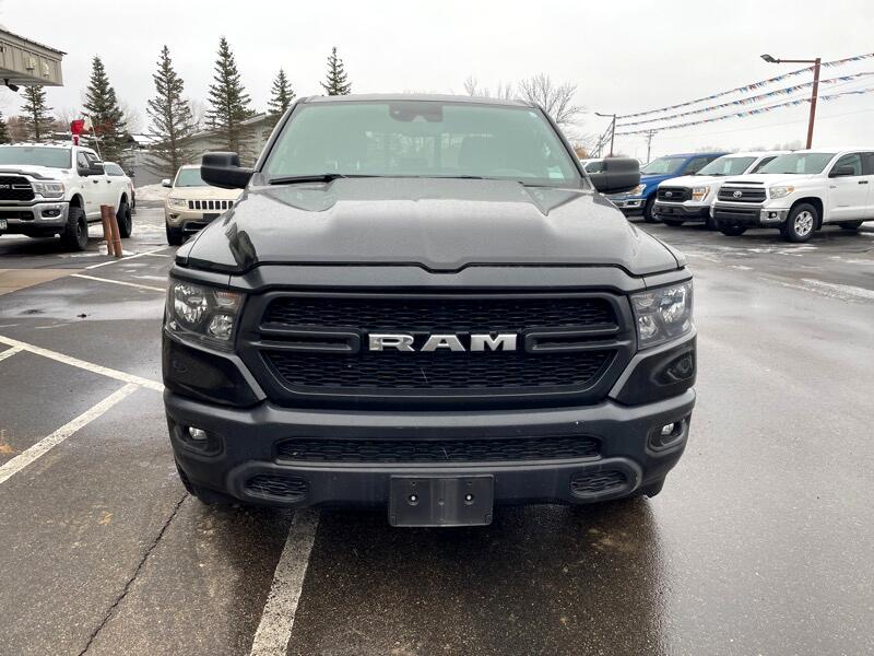 RAM 1500 Express 4x4 Quad Cab 6'4" Box 2023