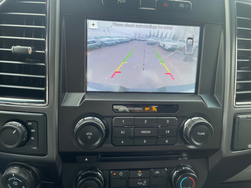 Ford F-150 XLT 4WD SuperCrew 6.5' Box 2018 Ford F-150 XLT 4WD SuperCrew 6.5' Box 2018