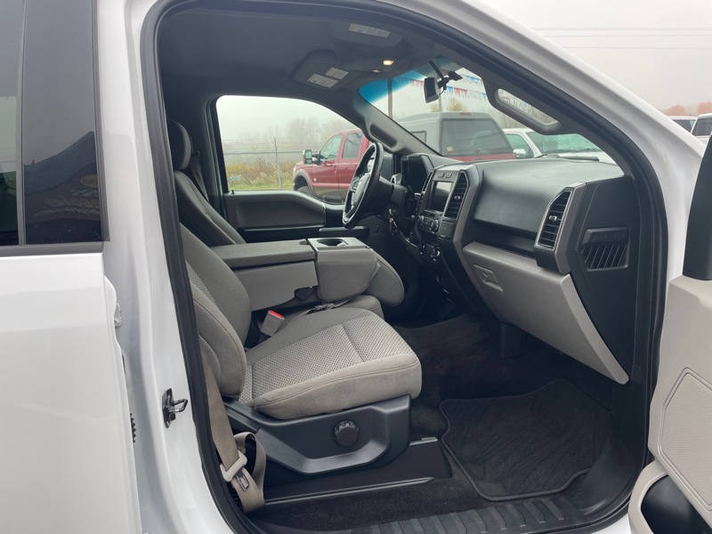 Ford F-150 XLT 4WD SuperCrew 6.5' Box 2018 Ford F-150 XLT 4WD SuperCrew 6.5' Box 2018