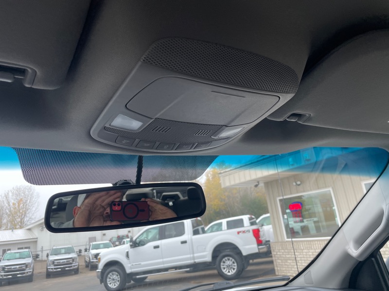 Ford F-150 XLT 4WD SuperCrew 6.5' Box 2018 Ford F-150 XLT 4WD SuperCrew 6.5' Box 2018