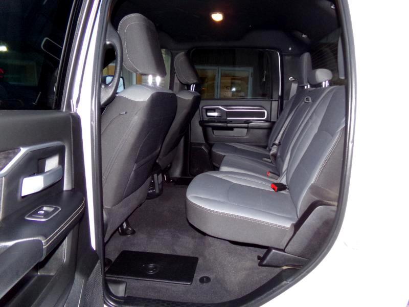 RAM 2500 Big Horn Crew Cab 4WD 2024
