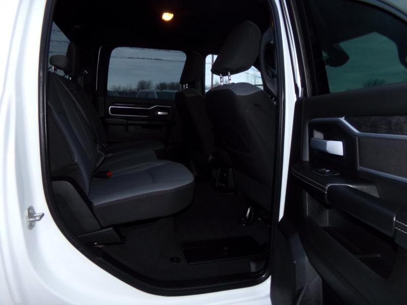 RAM 2500 Big Horn Crew Cab 4WD 2024