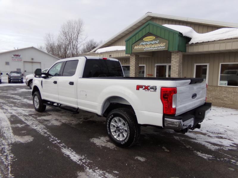 Ford F-250 SD XLT Crew Cab Long Bed 4WD 2019