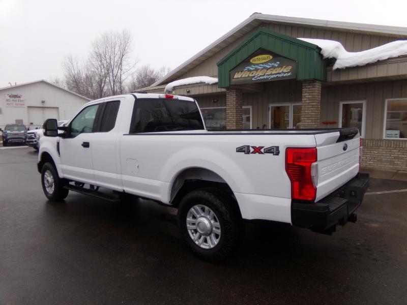 Ford F-250 SD XL SuperCab Long Bed 4WD 2020