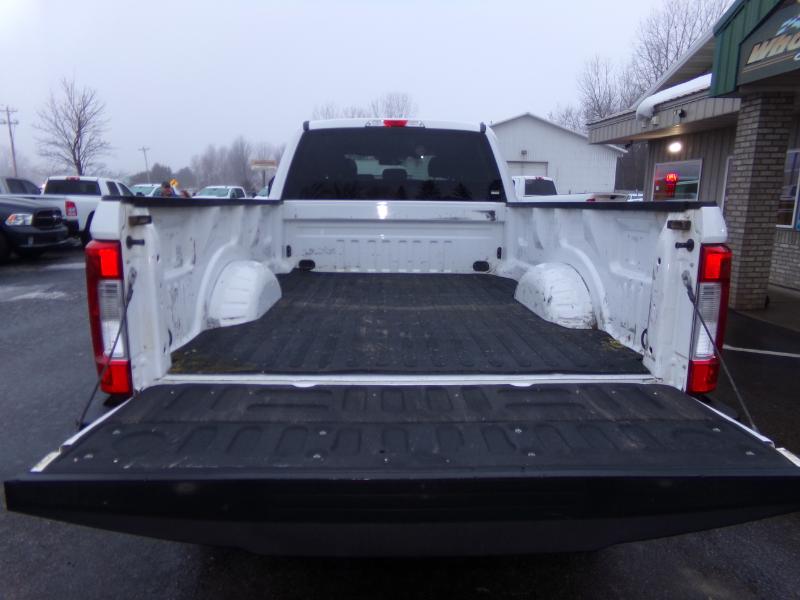 Ford F-250 SD XLT Crew Cab Long Bed 4WD 2018